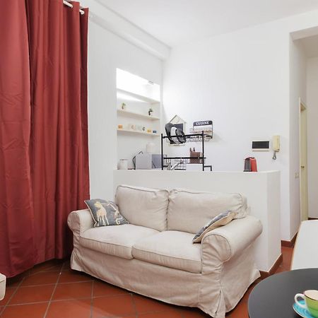 Sanzio City Escape - 15Min From Duomo Appartement Milaan Buitenkant foto
